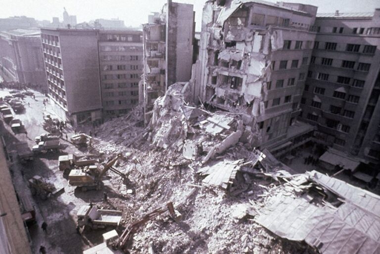 49 de ani de la momentul care a paralizat o țară. 4 martie 1977, ora 21:22